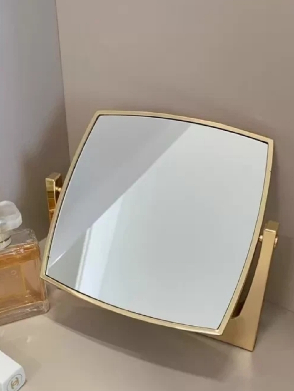 Chanel Luxury Gold Square Rotating Double-Sided Vanity Mirror Original Gift Box - Picture 3 of 8